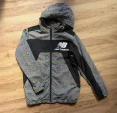 New Balance チェック柄　アウター　ウインドブレーカー