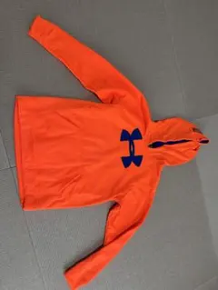 UNDER ARMOUR オレンジ フード付きパーカー YXLのサムネイル