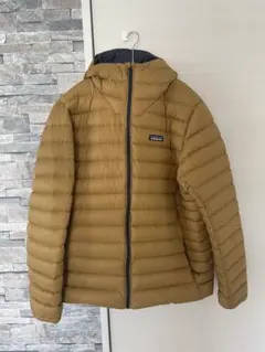 新品未使用ダウンセーターフーディ Patagonia ラプターブラウン