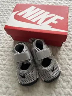 新品 NIKE リトルリフト 9cm ベビーサンダル グレー 箱付き