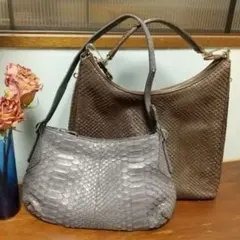 ヘビ革 ハンドバッグ2個