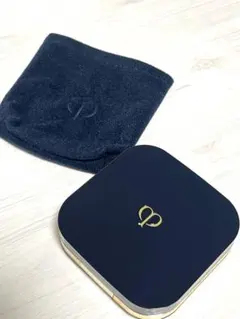 クレドポーボーテ タンクッションエクラルミヌ ケース