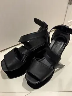 EMODA 厚底サンダル ブラックのサムネイル