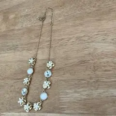 【美品】ケイトスペード kete spadeフラワーモチーフネックレス ゴールド