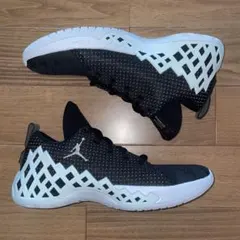 Jordan Jumpman2021 ブラック/ホワイト/グリーングロー27cm - メルカリ