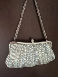 Item thumbnail for item f6abb78d-42c4-407d-b60d-92f184ec09b1