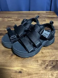 Teva テバ ハリケーン アンプソール ガイラ24cm 黒　厚底のサムネイル
