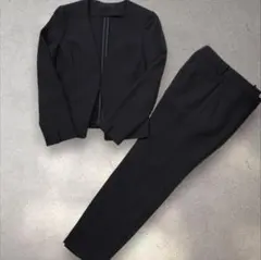 【美品】LES MUES 洗える ノーカラー パンツスーツ 5号 濃紺 AOKI