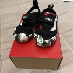 VANS キッズサンダル ブラック/ホワイト