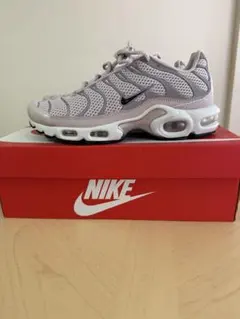 【新品未使用タグ付き】NIKE women’s Air Max plus