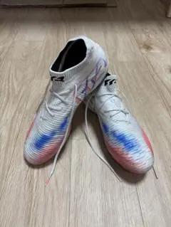 フューチャー 8 アルティメット FG　プーマホワイト