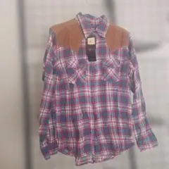 チェック柄長袖シャツ（スエード肩当て付き）