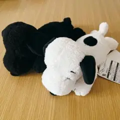 UNIQLO KAWS PEANUTS スヌーピー ぬいぐるみ 2体set 新品のサムネイル