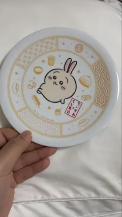 ちいかわ　うさぎ　くら寿司コラボ皿