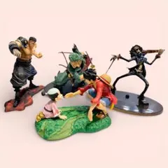 ワンピースフィギュア　4体セット　ルフィ&もものすけ　ゾロ　ブルック　ゼット