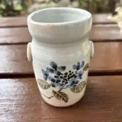 花瓶？ 一輪挿し？ 骨董品