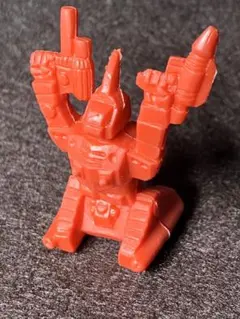 機動戦士ガンダム　『初期デザイン　ガンタンク』　ミニチュアフィギュア消しゴム