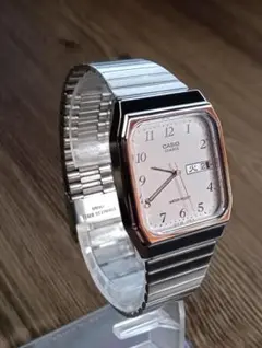 CASIO カシオ シルバー クオーツ腕時計 MQ-518