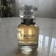 GIVENCHY L'INTERDIT 香水のサムネイル