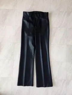 値下げしました❗️ZARA裏起毛スキニーパンツ（合皮）