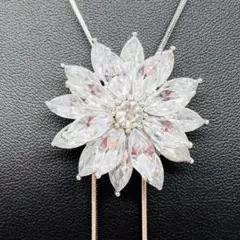 花型クリスタルロングネックレス