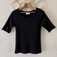 ユナイテッドアローズ　リブニット　Tシャツ　ブラック　半袖のサムネイル