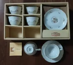 【新品!】ティーカップ・ソーサー６個セット(ノリタケ)