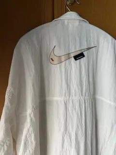 NIKE 刺繍ロゴ　スウッシュ　ナイロンジャケット　ナイキ　XL