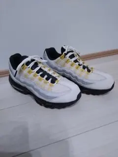 Nike Air Max 95 Essential　ホワイト/イエロー