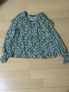 w closet 花柄 長袖ケープブラウス グリーンのサムネイル