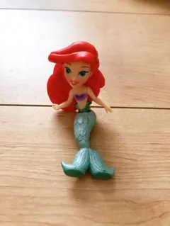 ディズニー リトルマーメイド アリエル フィギュア