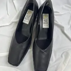 FIZZ REEN ブラックパンプス 24cm