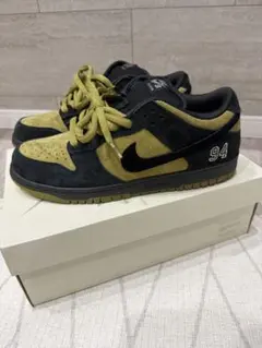 supreme NIKE SB DUNK LOW