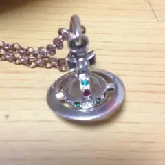 ヴィヴィアンネックレス