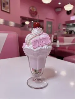 ピンクのパフェ　食品サンプル　フェイクフード　撮影雑貨　シリアル　ロータス ピンクのパフェ 食品サンプル フェイクフード 撮影雑貨 シリアル