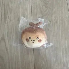 ちいかわ　ちいかわベーカリー　パンみたいなもちもちマスコット　カブトムシ