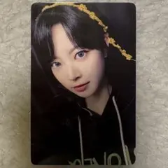 Le Sserafim easy yizhiyu yzy 中華　ウンチェ　トレカ Le Sserafim EASY ウンチェ yizhiyu yzy 中華 トレカ - メルカリ