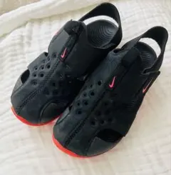 Nike キッズ サンダル ブラック/レッド