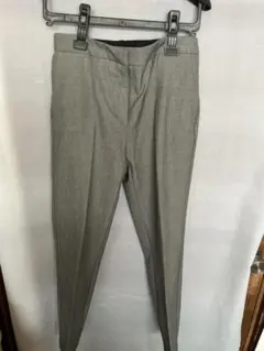 タグ付ZARA スラックスカジュアルパンツ　グレー
