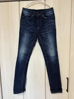 Item thumbnail for item 484233f3-b0bf-4ca6-bb1a-8cd41963c93d