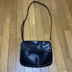 アンティミテ　iNtimite ショルダーバッグ