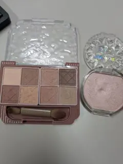 CANMAKE Petit Palette Eyes & ハイライター