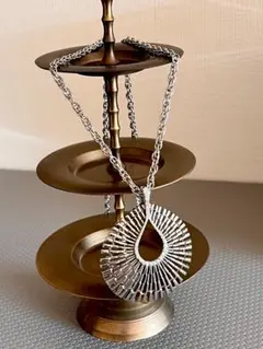 Item thumbnail for item fcf2b2d3-355e-4d7d-a80d-8dfaa4202907