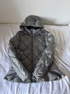 モンクレール ダウン　moncler VOUGLETTE サイズ00 へプラム MONCLER】モンクレール KHLOE ダウンジャケットレディース サイズ00
