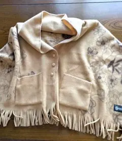 フリース　ショール　肩掛け　ポンチョ 　ベージュ　新品