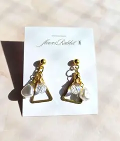 ハンドメイド　ピアス　ゴールド　可愛い　上品　大人　バロックパール