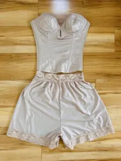 bridal bloomブライダルブルームインナー　ビスチェC65　フレアパンツ