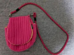 ピンク キルティング ショルダーバッグのサムネイル
