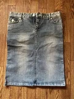 Item thumbnail for item 23e01bc3-6fff-4308-8022-6eb8451f069e