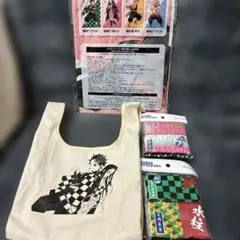 鬼滅の刃 トートバッグとレジャーシートセットポケットティッシュ、コースター付き
